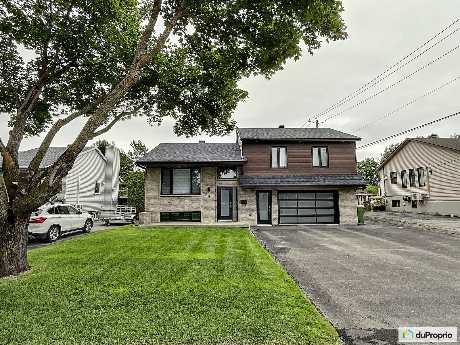 187 Rue Saint Laurent — photo 1