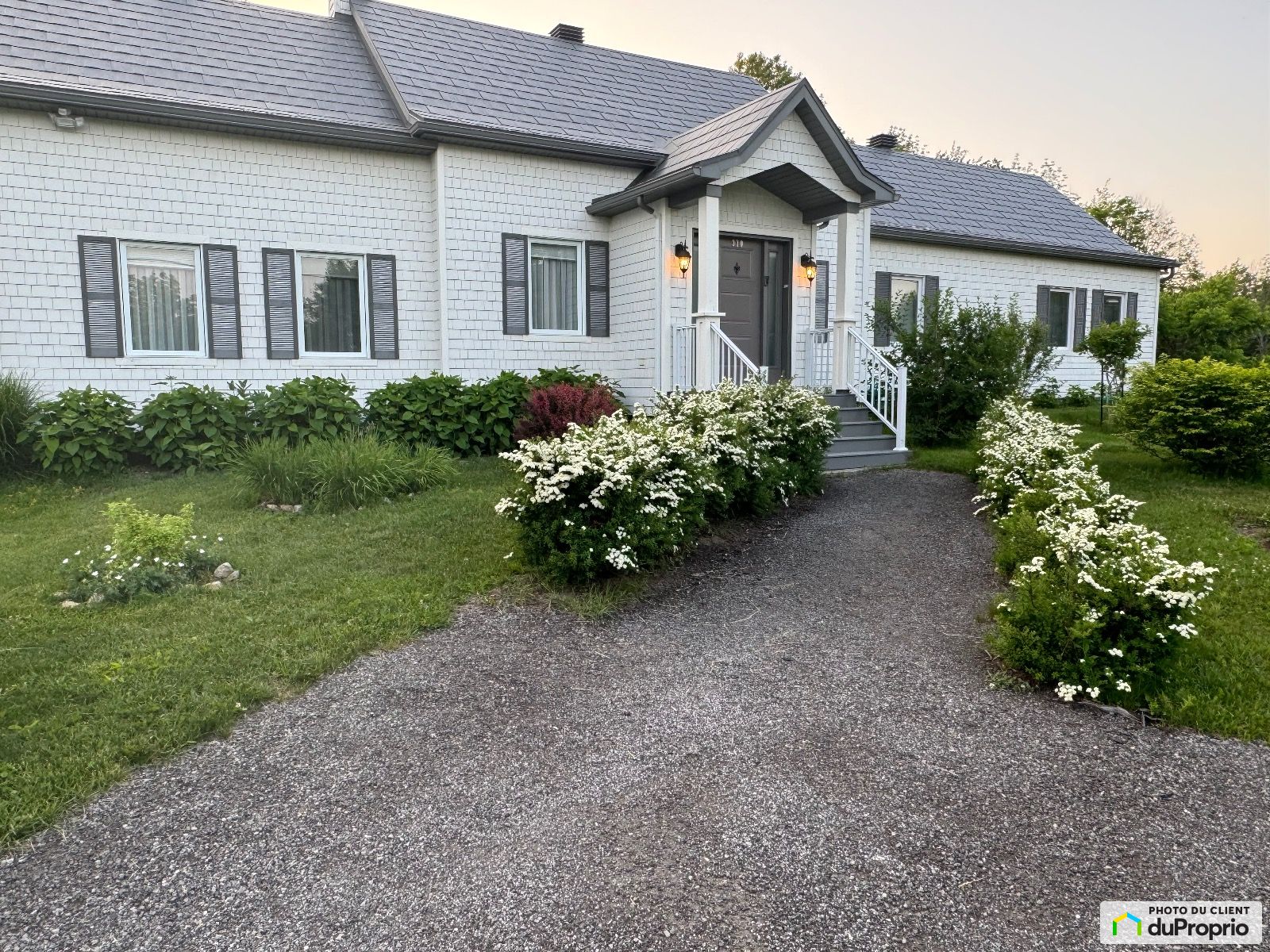 970 10E Rang — photo 1
