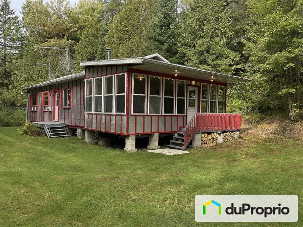 140, chemin du Lac-Drolet, St-Raymond à vendre
