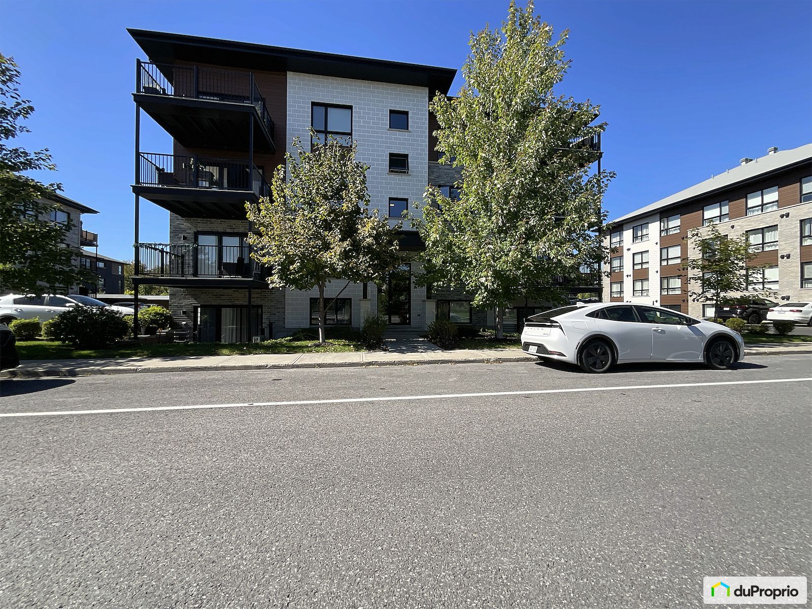 204 3845 Rue Emma Collin — photo 3