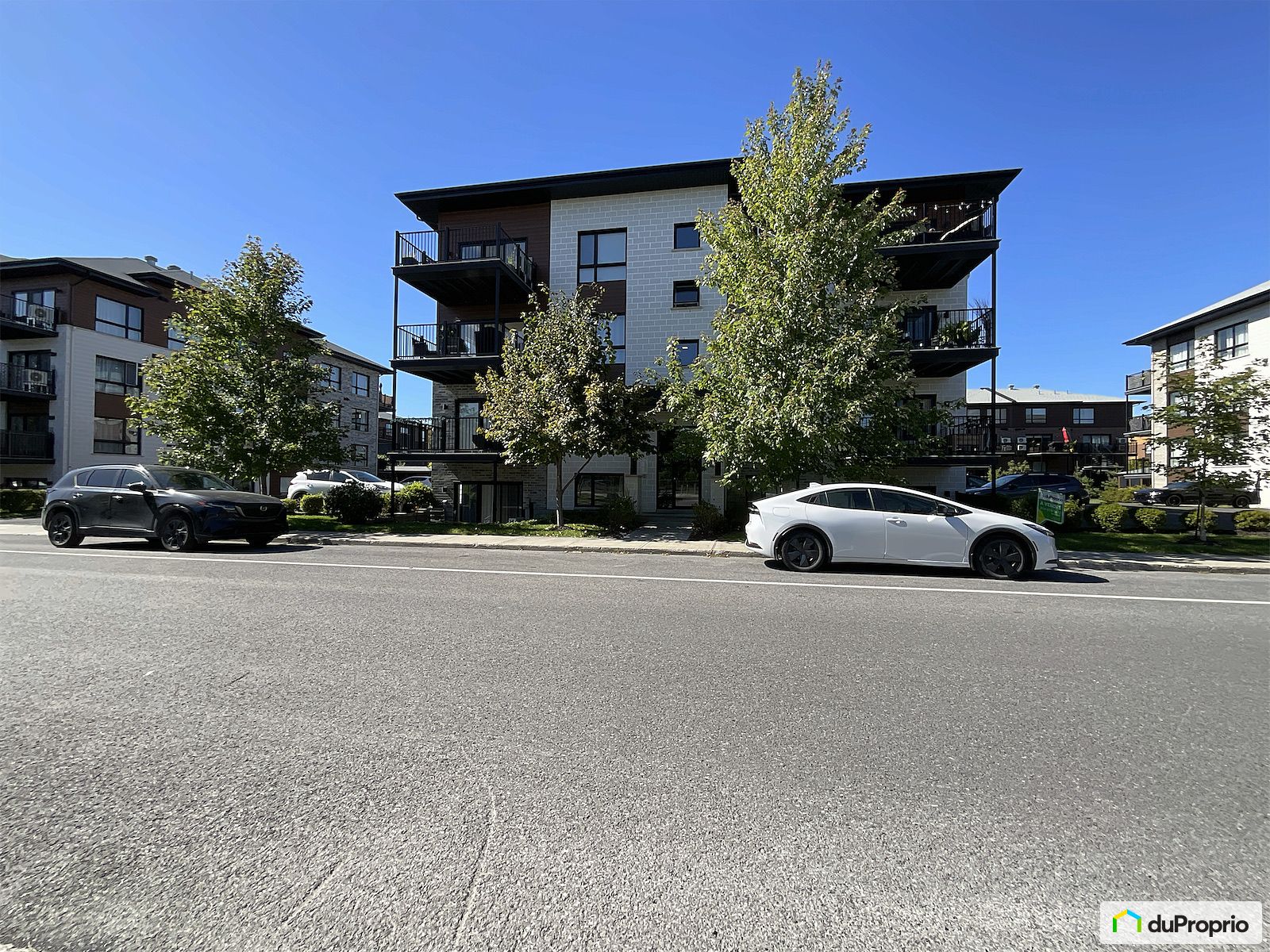 204 3845 Rue Emma Collin — photo 1