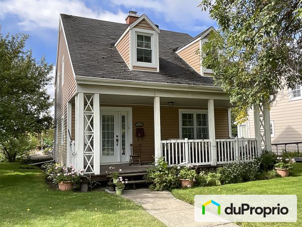 1866, boulevard Mellon, Jonquière (Arvida) à vendre