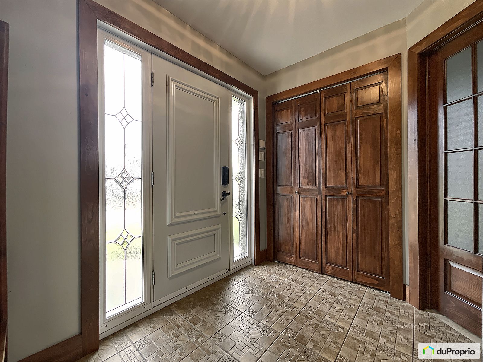 1145 Rue De La Licorne — photo 3