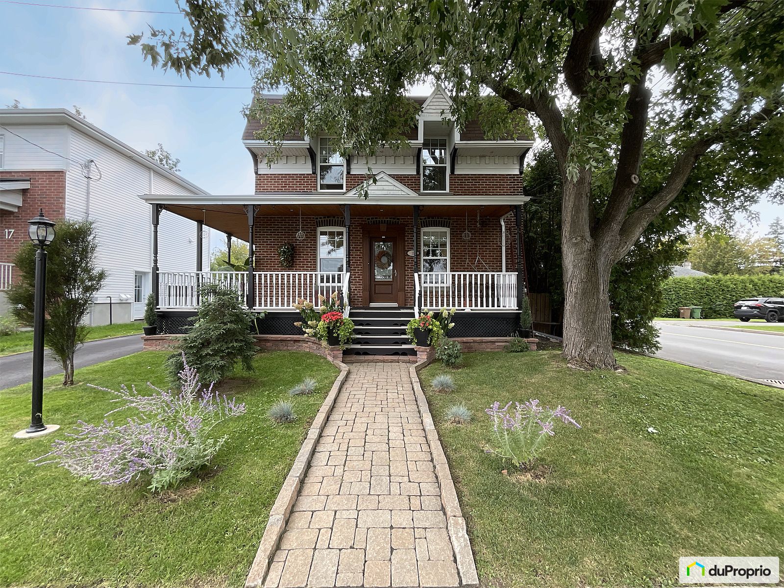 19 4E Avenue — photo 1