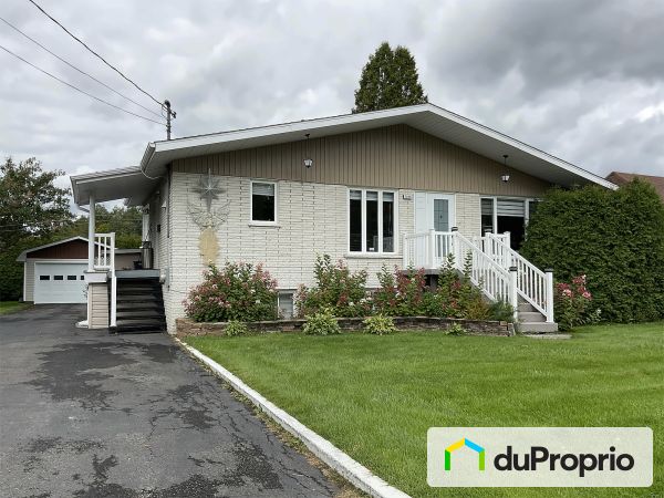 1240 rue Roussel, Chicoutimi (Chicoutimi-Nord) for sale