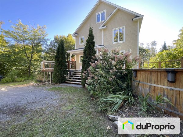 1180, rue Bernard, Prévost à vendre