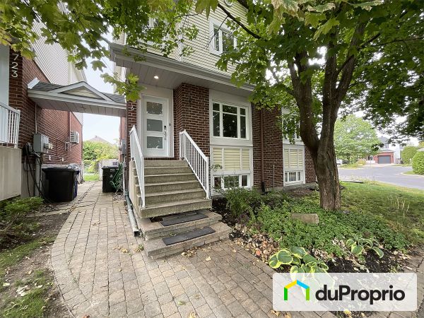 6 Place de Fontenay, Ste-Julie for sale
