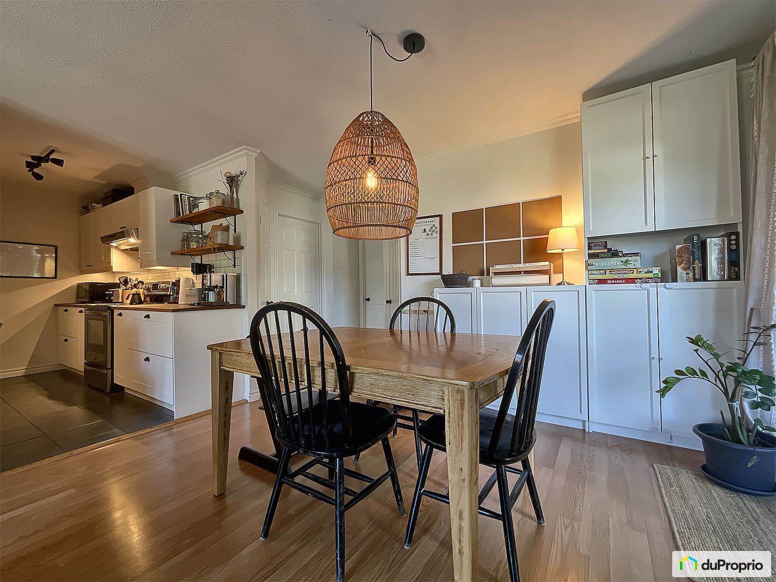 712 714 Rue Felix Antoine Sava — photo 3