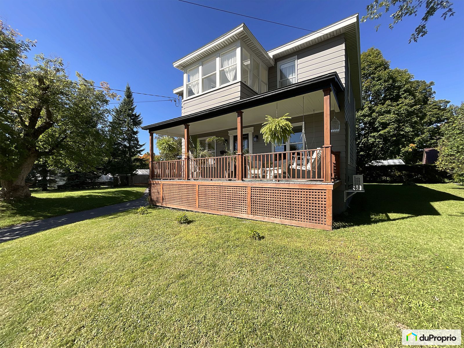 153 Rue Elizabeth — photo 3