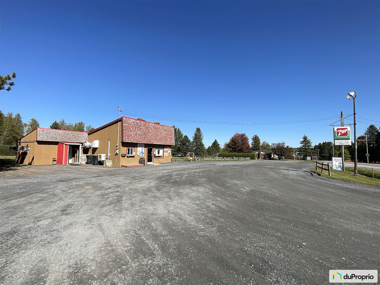 76 Route 269 Ouest — photo 1