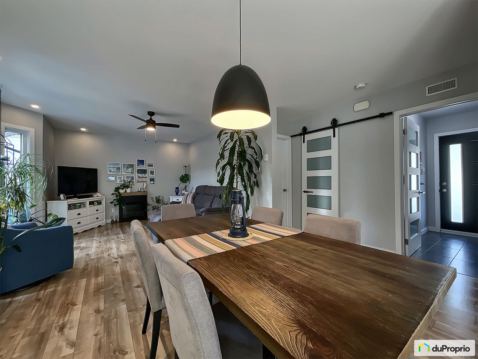2861 Rue Des Hydrangees — photo 3