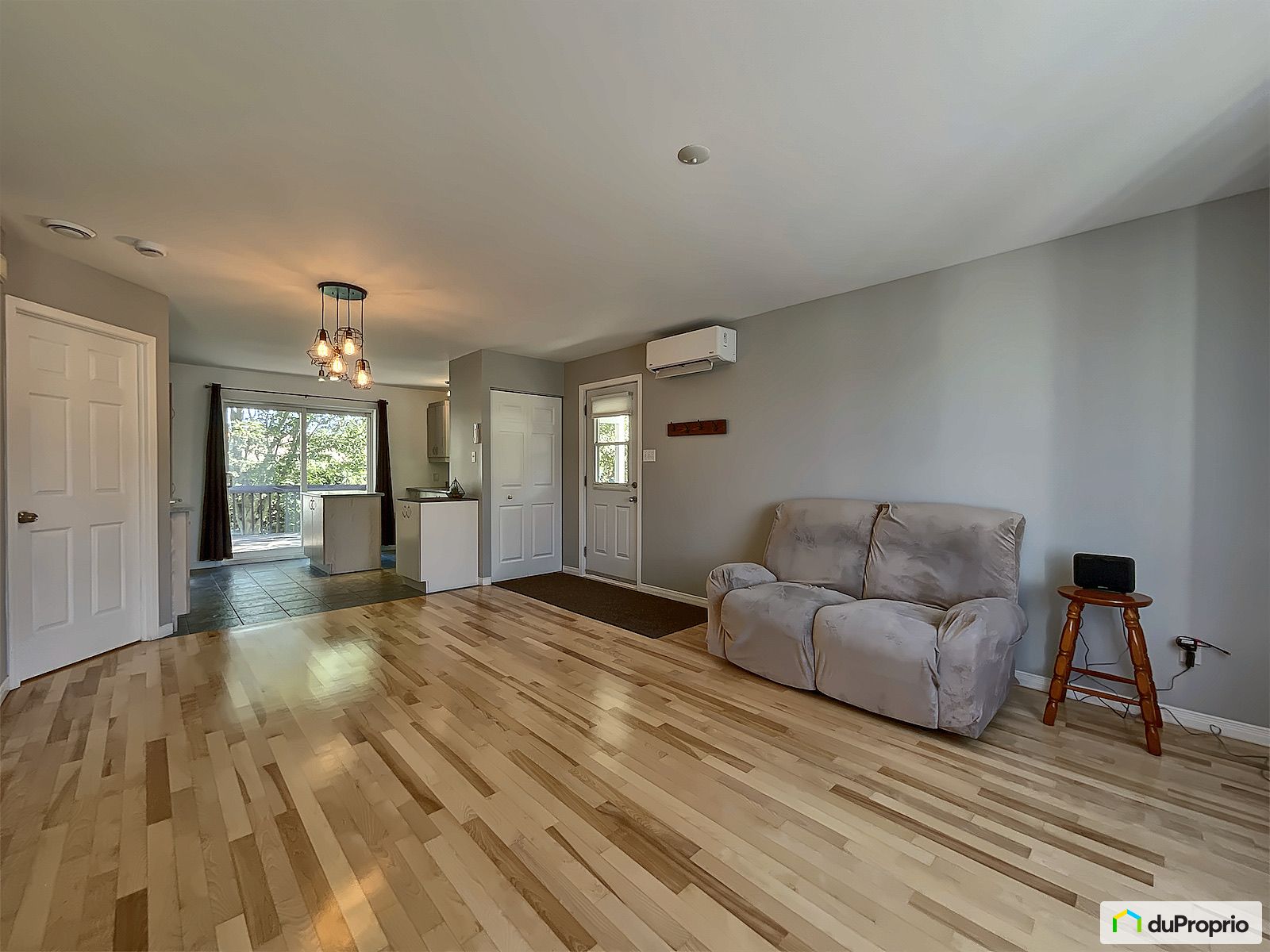 1155 Rue Des Pensees — photo 3