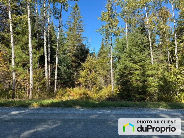 chemin du Lac-Bolduc, Adstock à vendre
