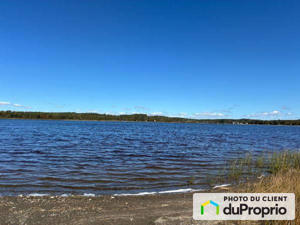 chemin du Lac Bolduc, Adstock à vendre