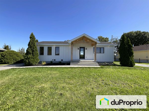 1415 rue Saint-Jean-Baptiste, St-Roch-De-Richelieu for sale