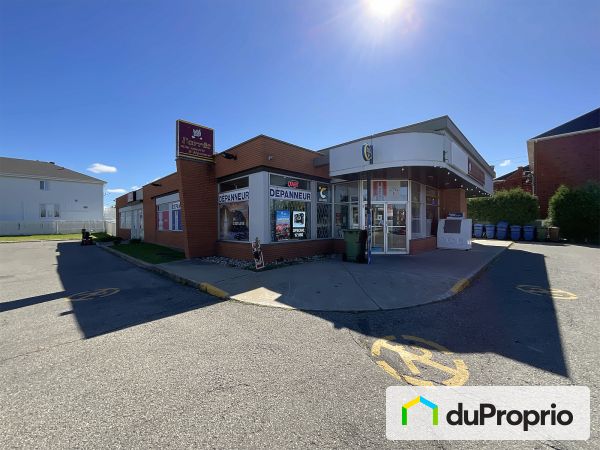 4125, boulevard Saint-Laurent, Ste-Catherine à vendre