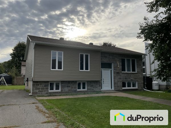 425, rue Léonard-Éthier, Terrebonne (Lachenaie) à vendre