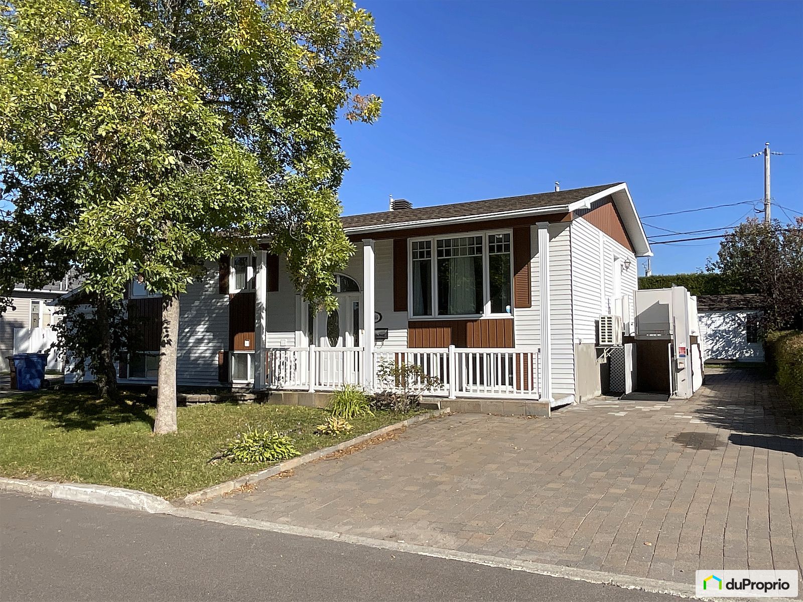 2555 Rue De La Lorraine — photo 3