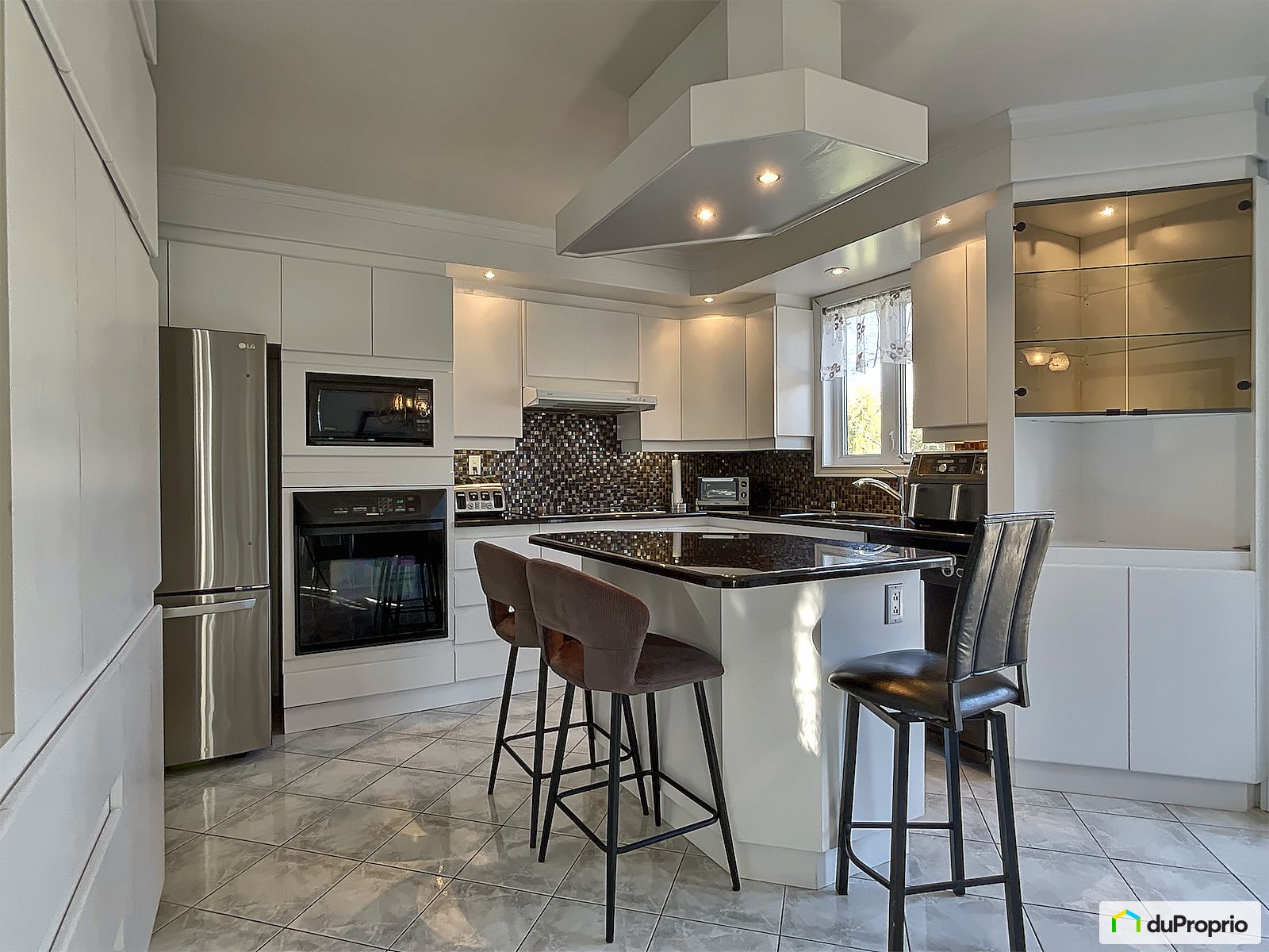 2555 Rue De La Lorraine — photo 2