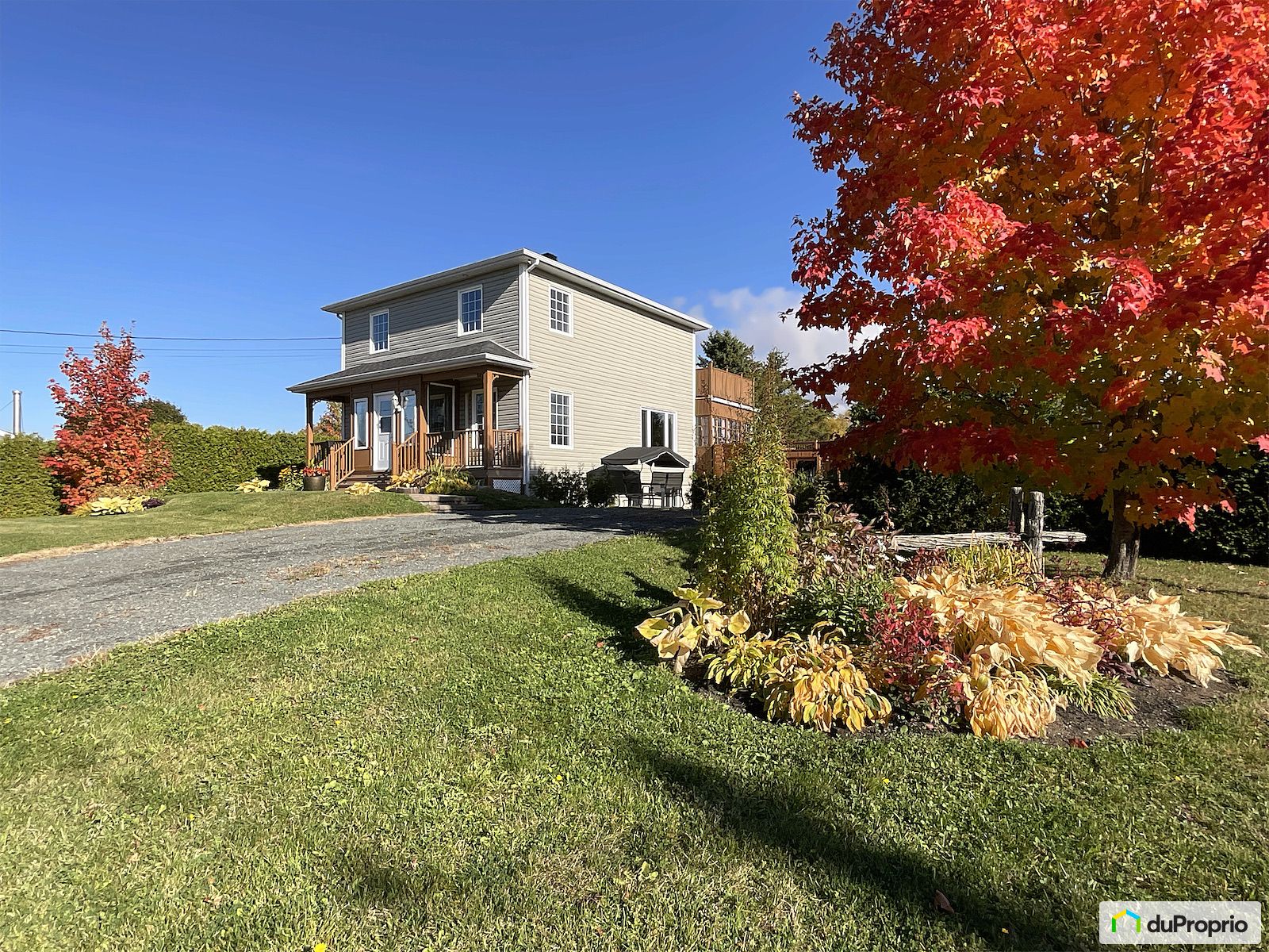 633 Chemin Du Panorama — photo 1