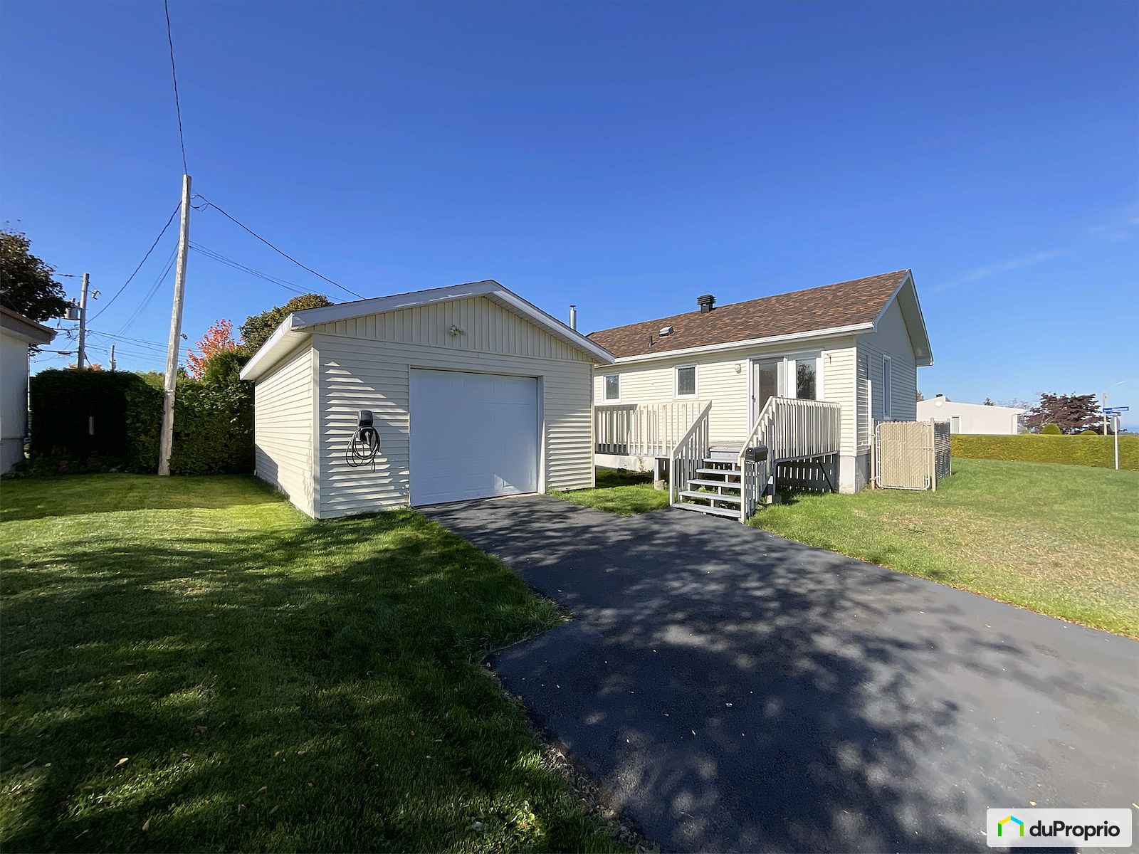 695 Rue De Lhorizon — photo 2