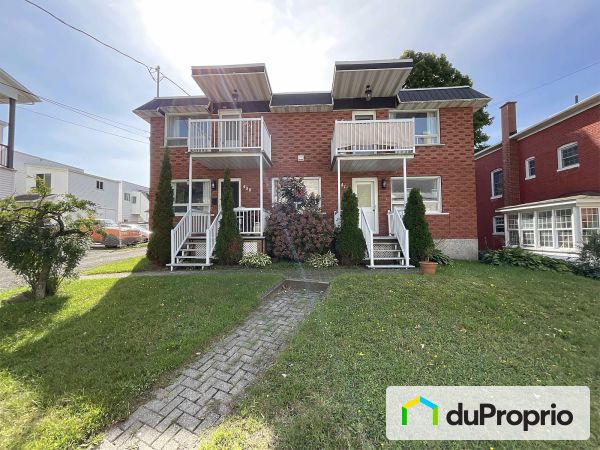 404-406-408-410, rue Horner, Granby for sale