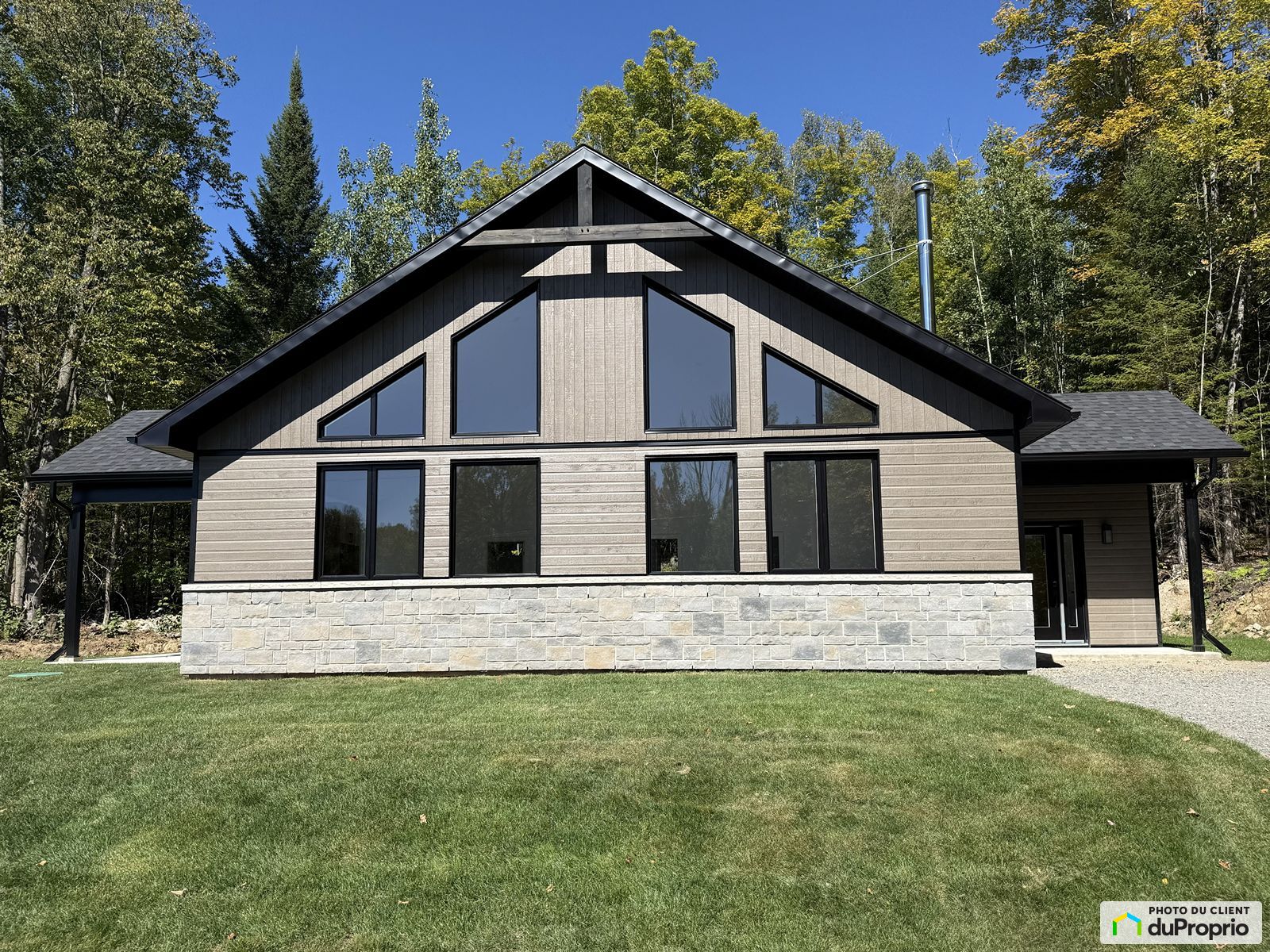 173 Montee Longpre — photo 1