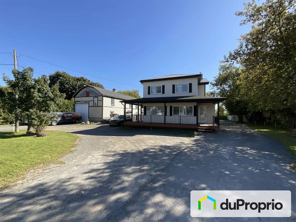 942 boulevard Arthur-Sauvé, St-Eustache for sale