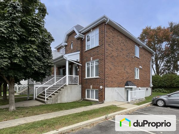 1492, avenue de Salaberry, Chambly à vendre