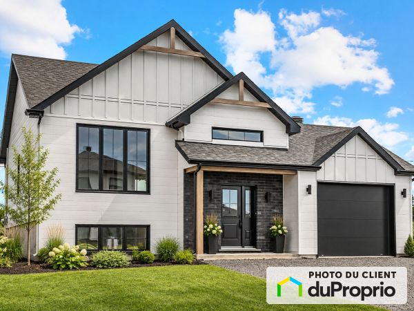 rue de Charlevoix, St-Étienne-De-Lauzon for sale