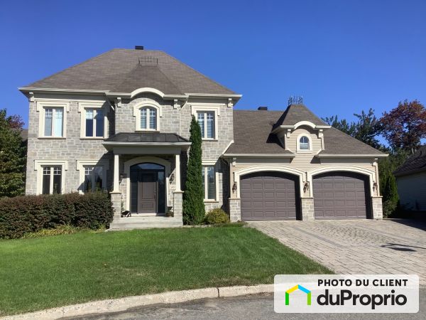 10 rue de l'Académie, Breakeyville for sale