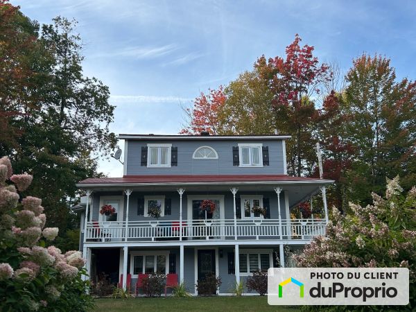 240, 388e Avenue, St-Hippolyte à vendre