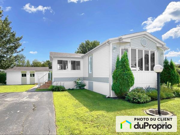25-15 chemin de la Grande-Ligne, Granby for sale