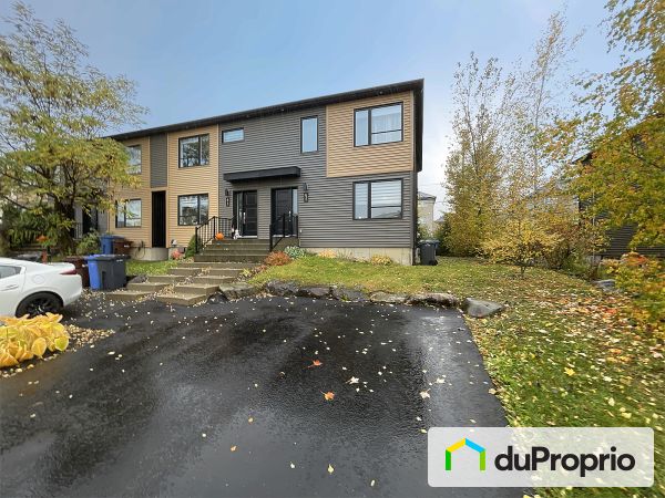 621, rue du Noisetier, Granby à vendre