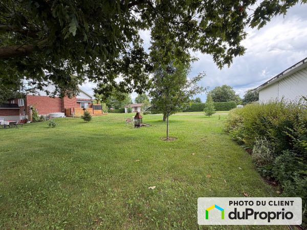 21 rue des Saules, Ste-Mélanie for sale