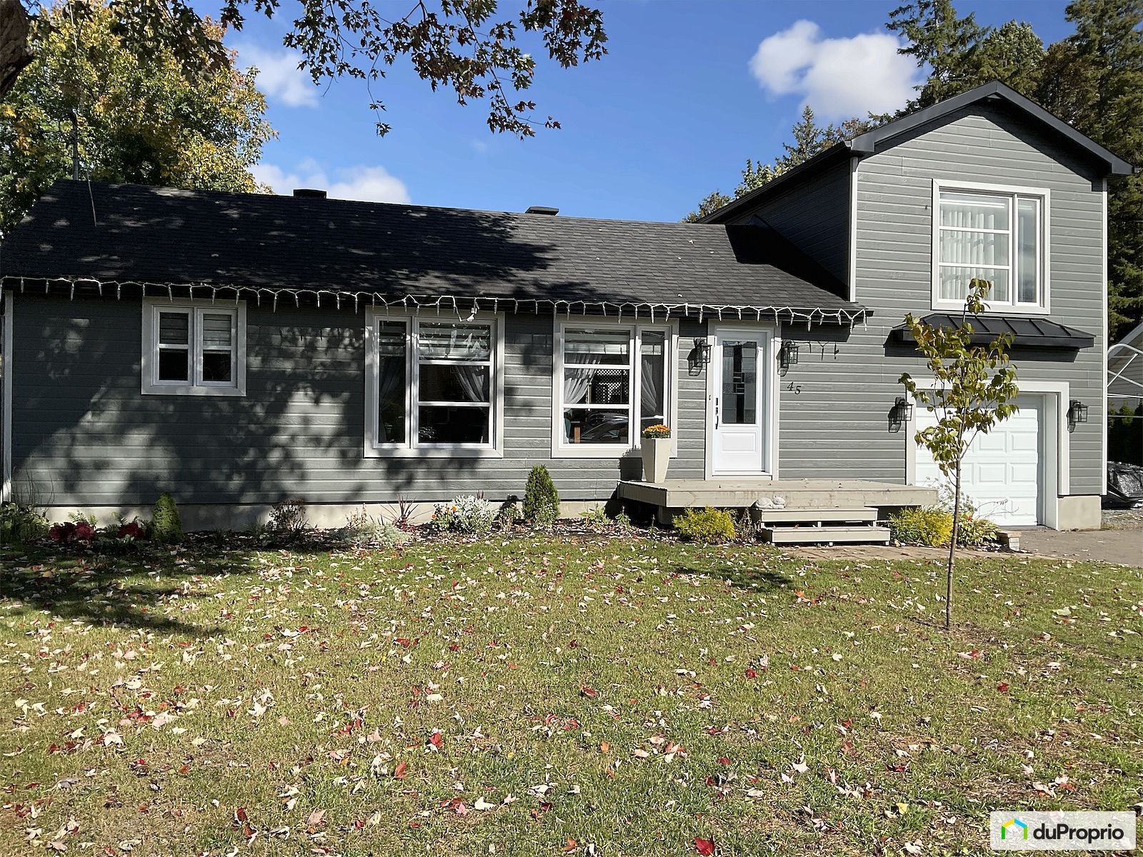 45 15E Avenue — photo 3