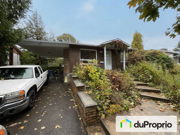 232, rue Audet, St-Basile-Le-Grand à vendre