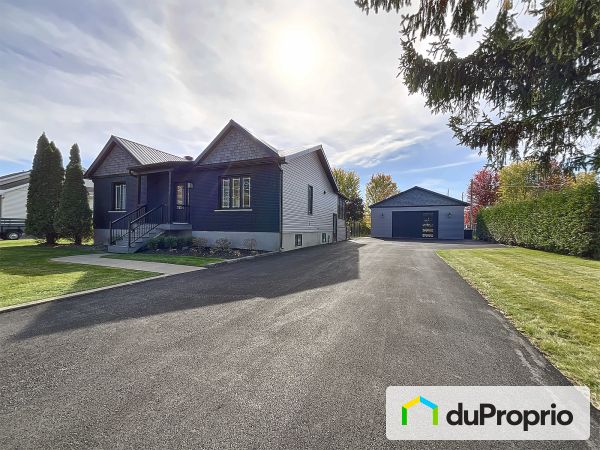 234, rue Fontaine, St-Jean-sur-Richelieu (L'Acadie) à vendre