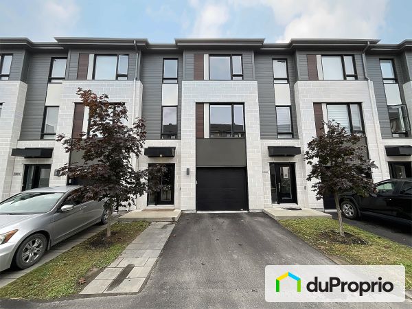 18070 De Chenonceau, Mirabel for sale