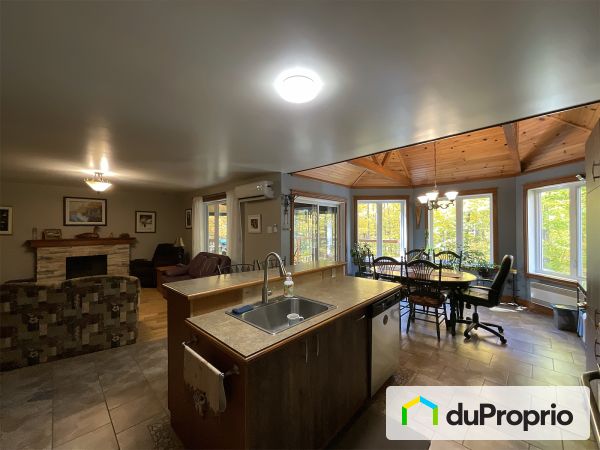 849, rue Villeneuve, Très-St-Rédempteur à vendre