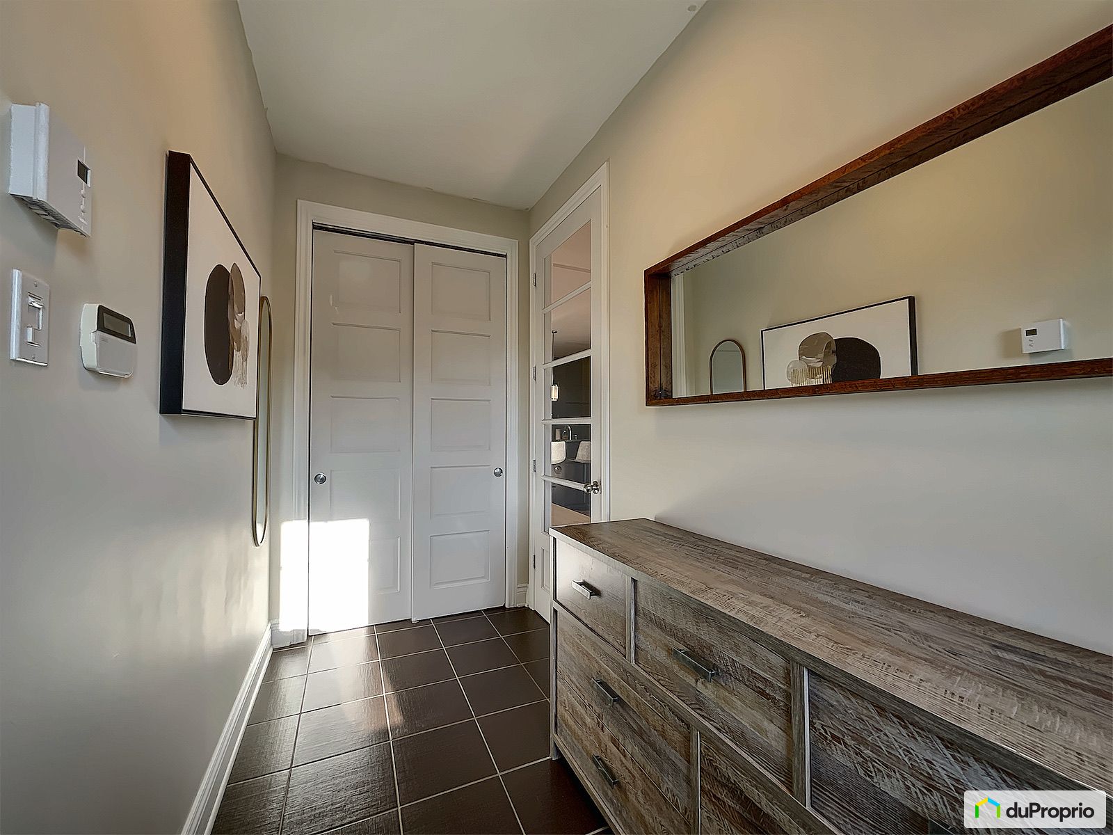 202 610 Boulevard De La Salett — photo 3