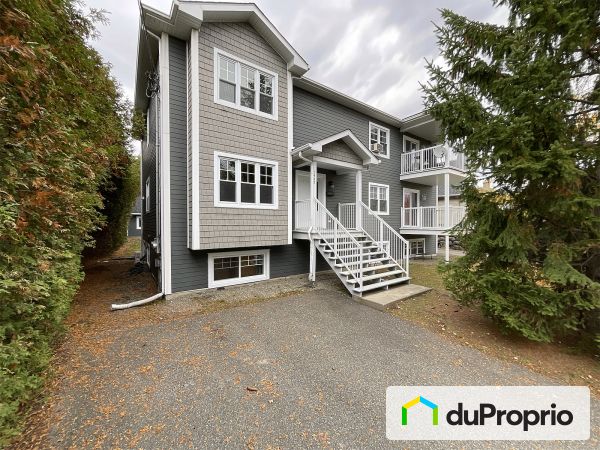 1445 rue Maisonneuve, Magog for sale