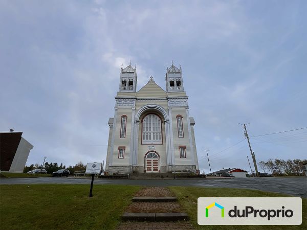 409 rue Principale, St-Cyprien for sale