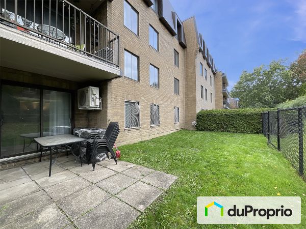 Cour arrière - 104-7070, avenue de l'Alsace, Anjou à vendre