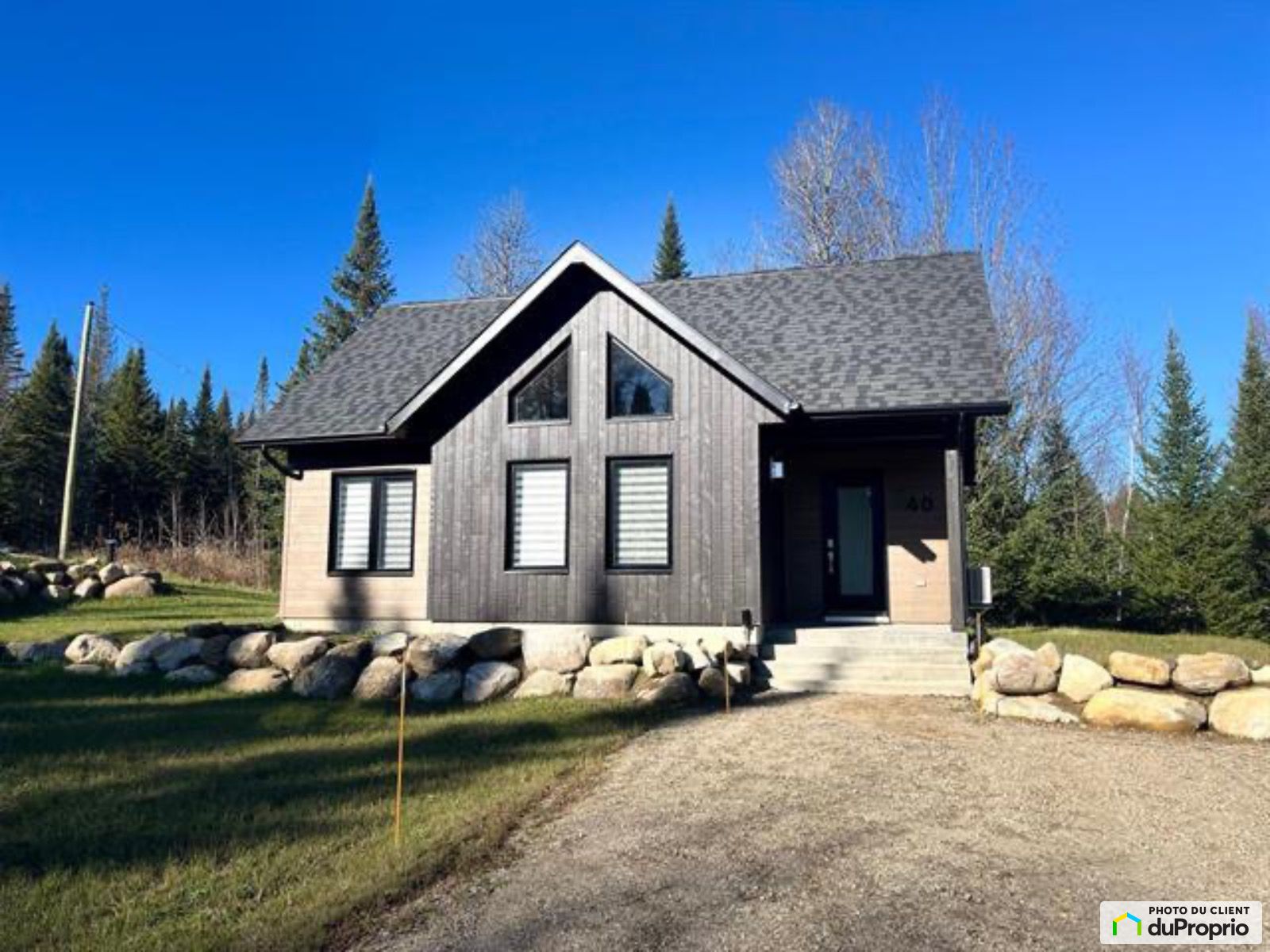40 12E Avenue — photo 3