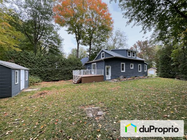 Cour arrière - 56, rue Helen, Otterburn Park à vendre
