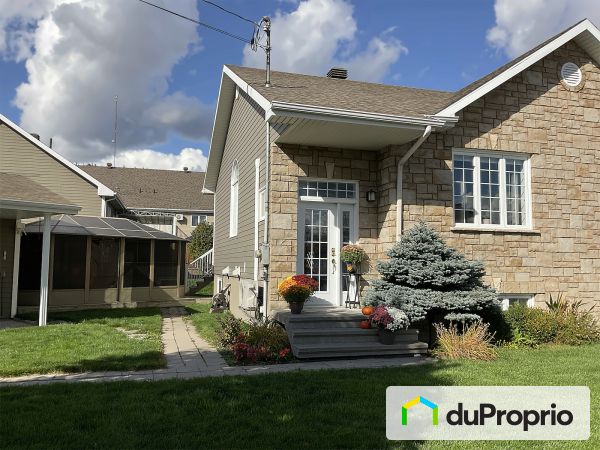 1283, rue Nicolas-pelletier, Chicoutimi (Chicoutimi) à vendre