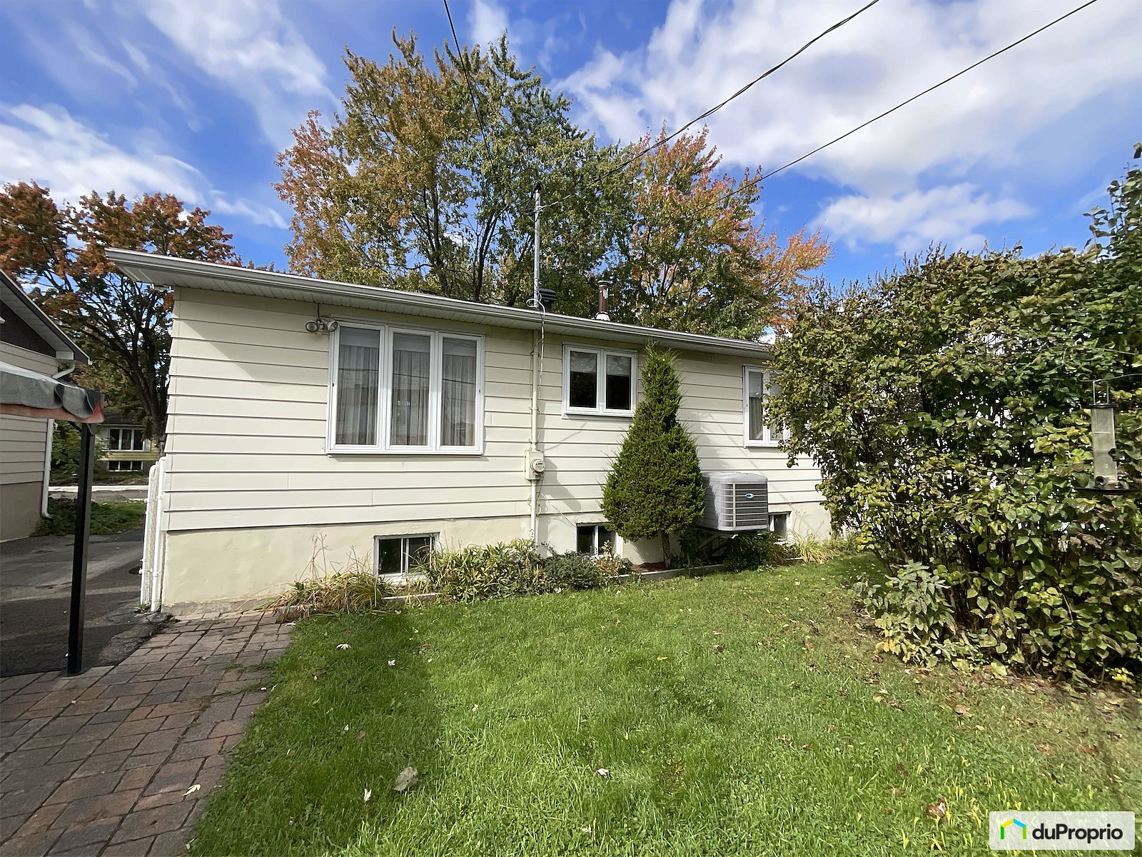 511 Rue Hudon — photo 3