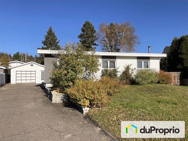 204, rue Gravel, Chicoutimi (Chicoutimi-Nord) à vendre