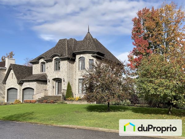 35 avenue des Cyprès, ND-Des-Prairies for sale